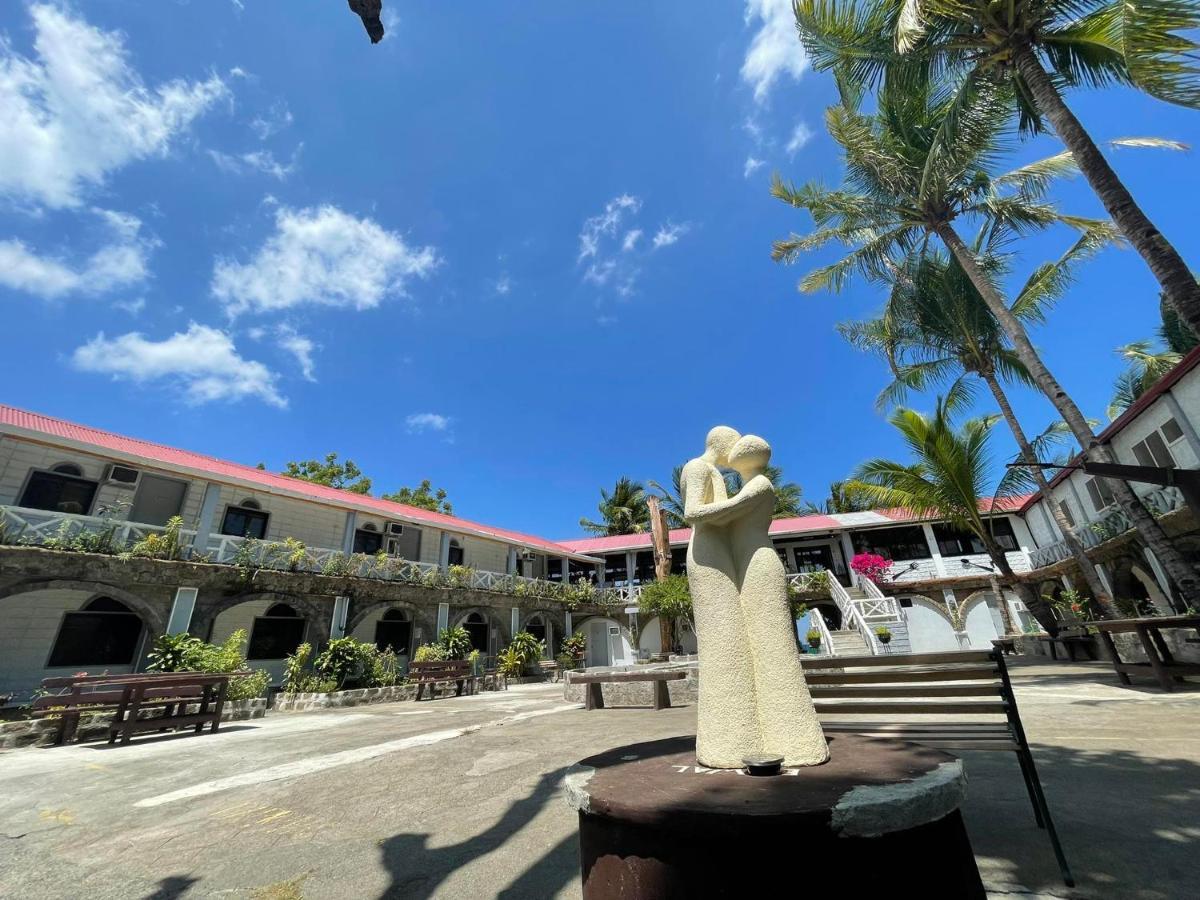 Sunbloom Beachfront Hotel And Restaurant Zambales Sinabacan Eksteriør billede