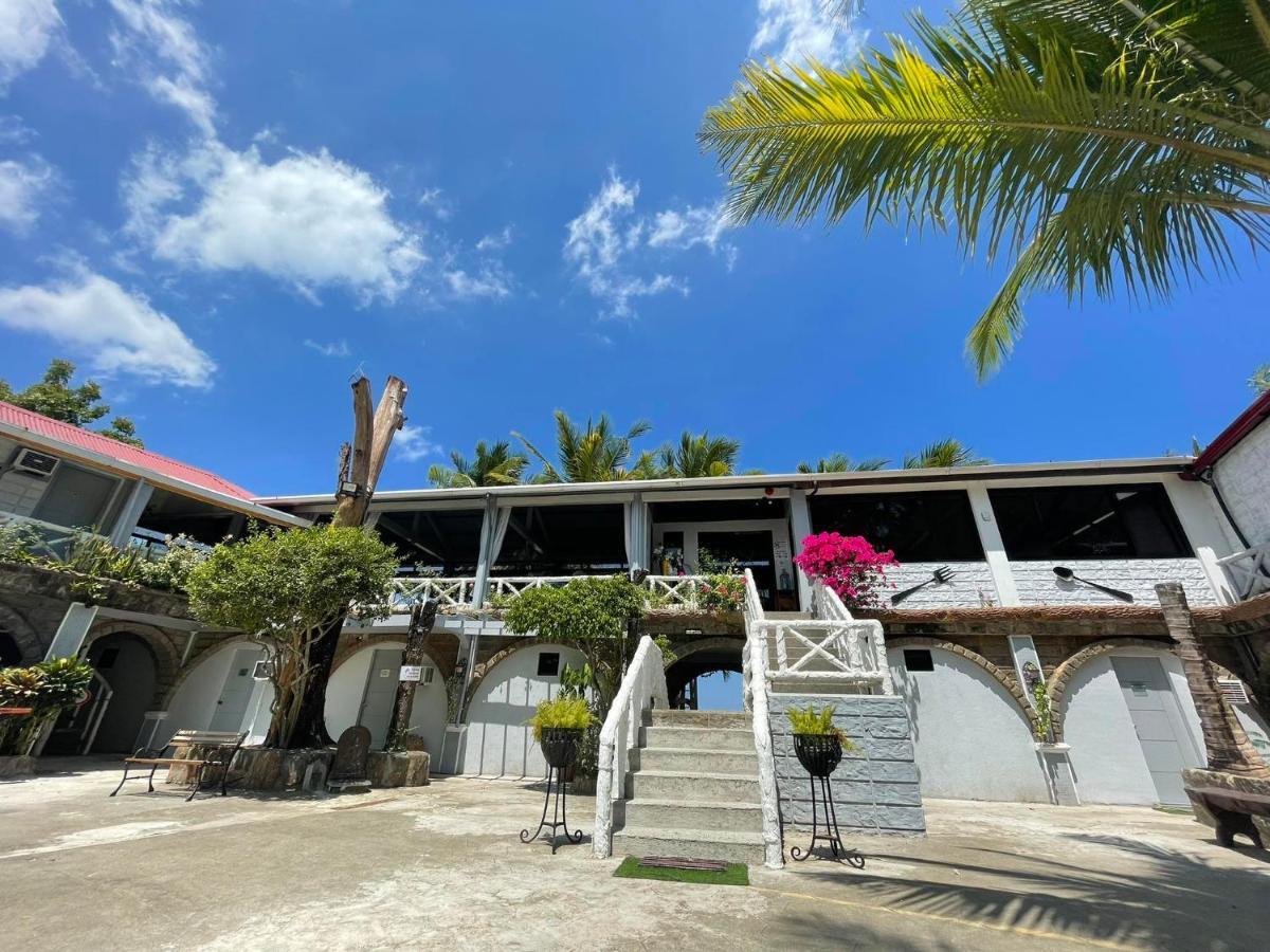 Sunbloom Beachfront Hotel And Restaurant Zambales Sinabacan Eksteriør billede